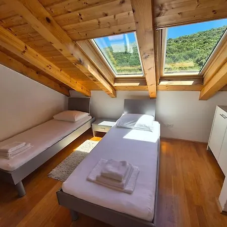 With Great Sea Views And Pool Διαμέρισμα