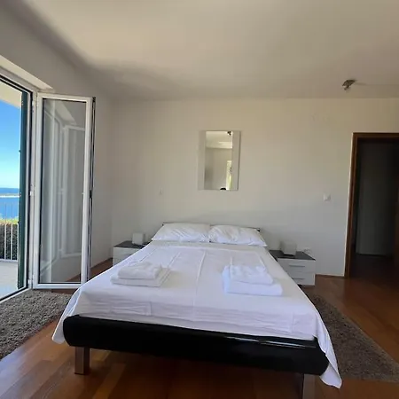 With Great Sea Views And Pool * Cavtat