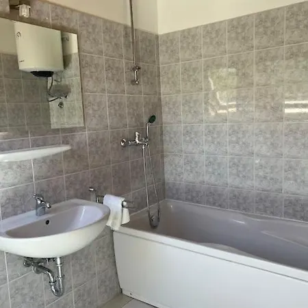 Διαμέρισμα With Great Sea Views And Pool